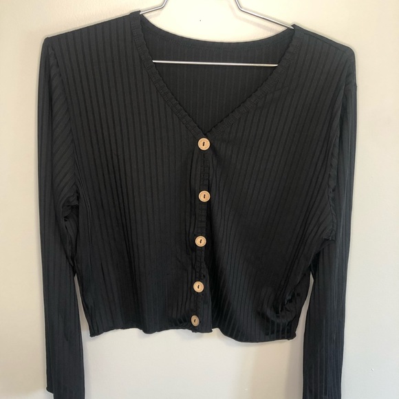 Shein Button front lettuce trim black top #113 - Picture 6 of 10